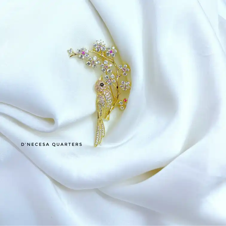 Stylish Bird Brooch